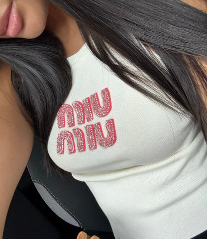 TOP MIU MIU BLANC AVEC LOGO BRODÉ ROSE